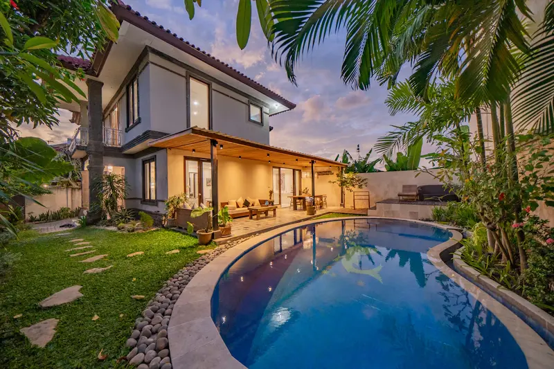 Villa Adamo Classic Luxury