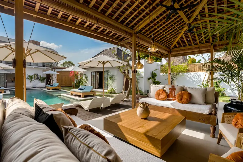 Majestic Coastal Villa Seminyak