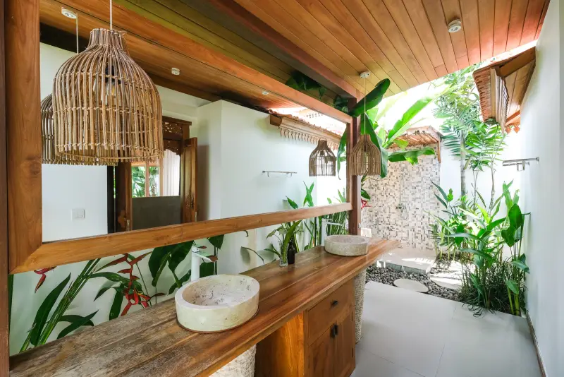 Molokai Pearl Studio