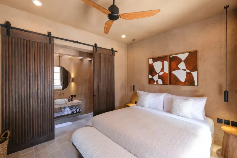 Villa Manoa Twin Pavilions