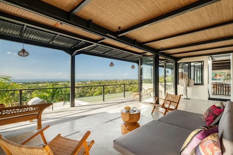 Ahimsa Cliff Ocean Manor