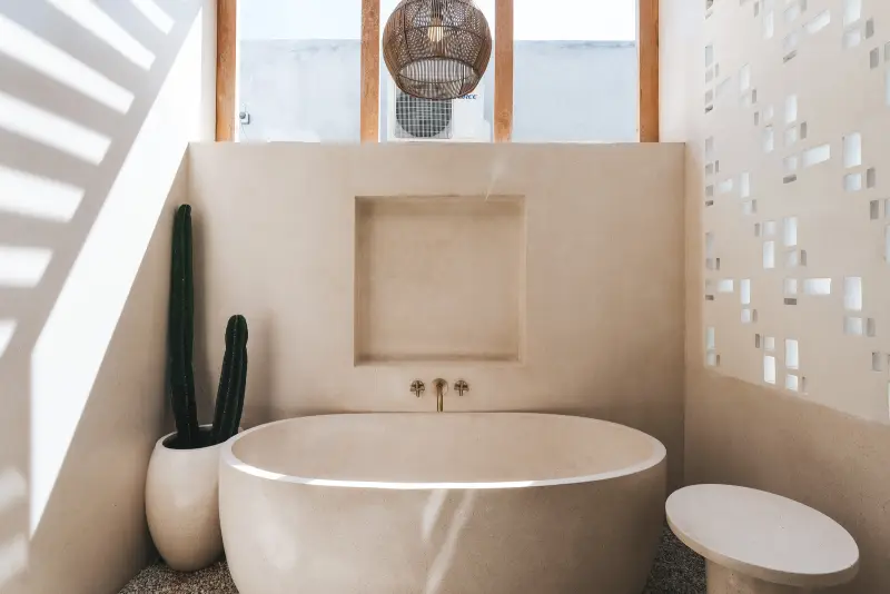 Alua White Serene Studio