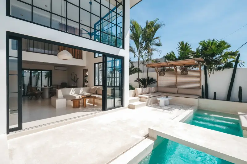 Alua White Serene Studio