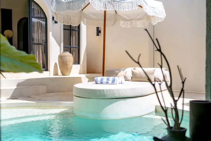 Lavi Nyang Nyang Clifftop Villa