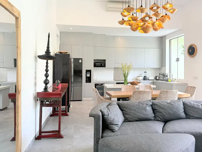 The Sunset Crossroads Villa